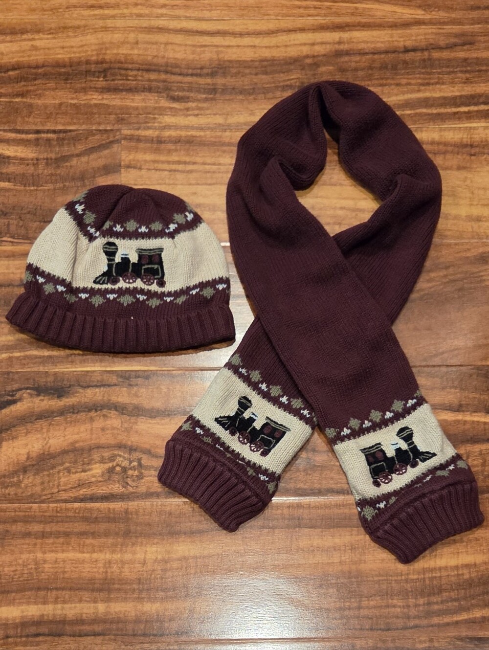Janie and Jack EUC 18-24 Months Burgundy Train Fair Isle Hat and Scarf